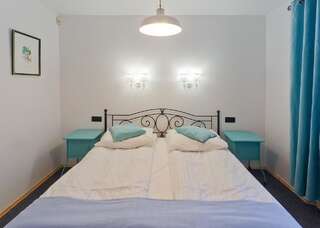 Отели типа «постель и завтрак» Barokowy Zakątek Свидница Двухместный номер с 1 кроватью или 2 отдельными кроватями-2
